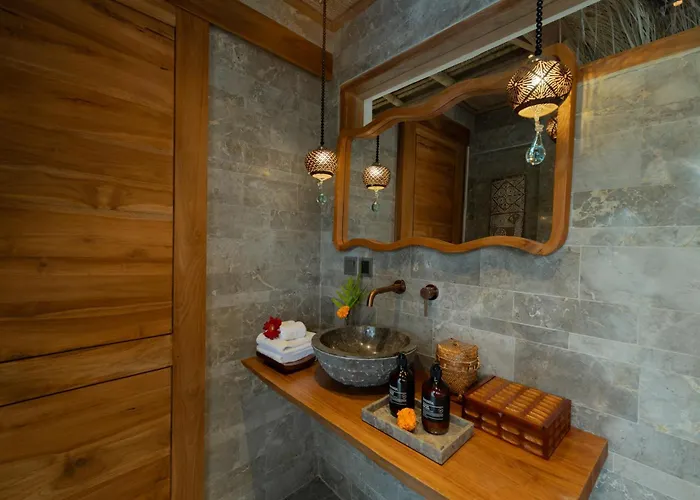 Marangga Villas-romantic Valley View & Private Pool Villa