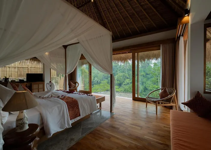 Marangga Villas-romantic Valley View & Private Pool Villa
